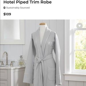 Pottery Barn Hotel Piped Trim Robe